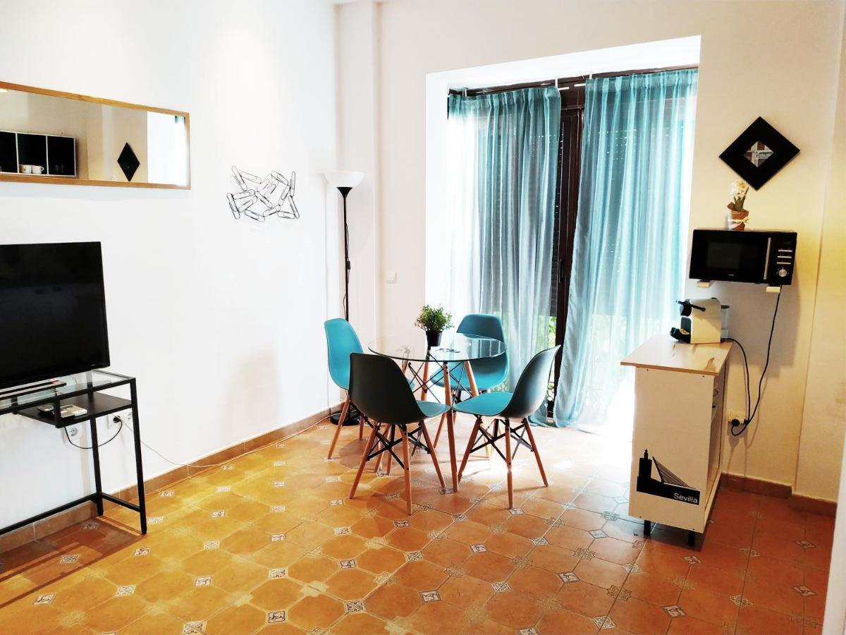 Style Apartment El Patio Triana Seville Exterior photo